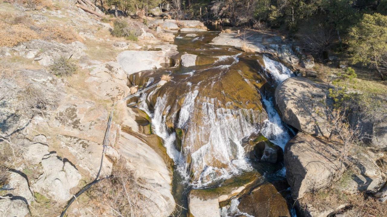 Casa Rio Yosemite -Waterfall Plus 9 Acres Oakhurst Exterior photo